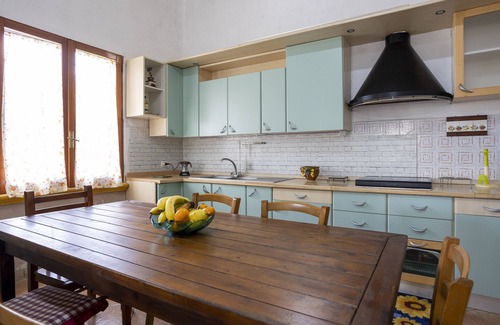 Mazara del Vallo House | Holiday Home 'Villetta Il Gallo' with Terrace, Garden & Wi-Fi