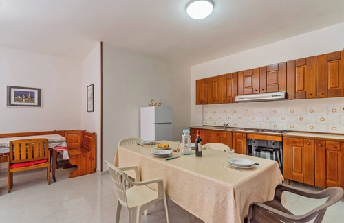 Porto Cesareo House | Holiday Home "Villetta Irlanda" with Garden & Wi-Fi