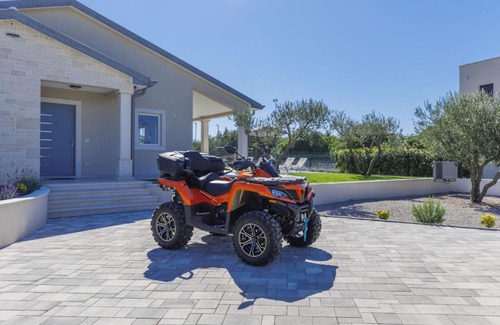 Nova Vas House | Holiday Home Villa Civitan by Interhome