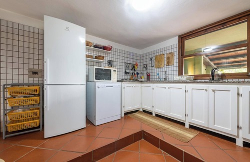 Santa Margherita di Pula House | Holiday Home "Villa Federica" with Sea View, Garden, A/C & Wi-Fi