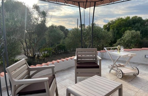 Calasetta House | Holiday Home 'Villa Girasole' with Private Pool, Wi-Fi and Air Conditioning