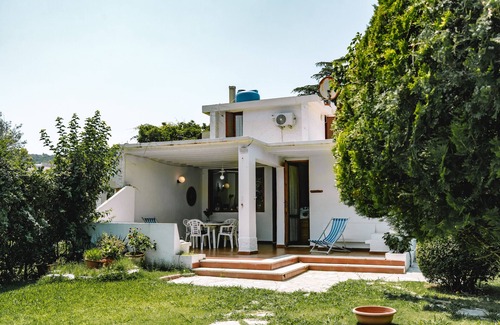 Geremeas House | Holiday Home "Villa Margherita" with 2 Private Terraces and Wi-Fi