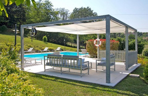 Sarezzano House | Holiday Home Villa Sarezzano by Interhome