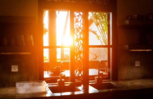 Hikkaduwa House | Holiday home "Villananda" with a view of the water