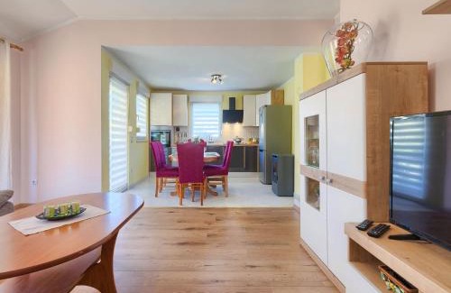 Filipana House | Holiday Home Vita by Interhome