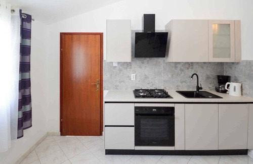 Manjadvorci House | Holiday home with air conditioning