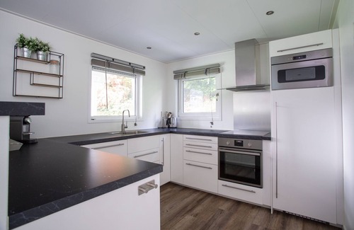 Municipality of Rhenen House | Holiday home with covered terrace in Rhenen