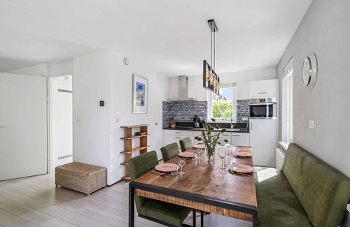 Zonnemaire House | Holiday home with enclosed garden