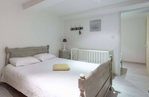 Degagnac House | Holiday home with hot tub