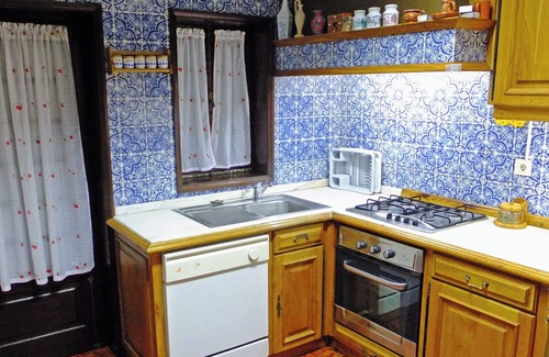 Vilar da Veiga Ski Chalet | Holiday home with private pool, overlooking mountain and dam-Free wifi