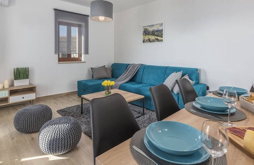 Pican Cabin | Holiday home with roof-pool, sauna and garden in an idyllic location