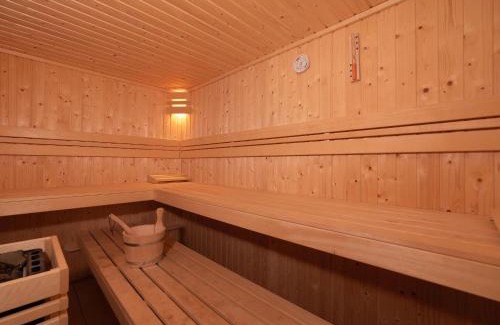 Colijnsplaat House | Holiday home with sauna and sun shower in Zeeland