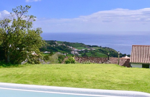 Nordeste House | Holiday home with whirlpool and great sea views