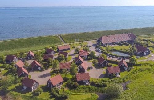 Wemeldinge House | Holiday Home Zeeuwse Cottage Wemeldinge-1 by Interhome