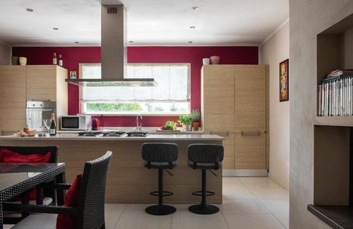 Puliciano House | Holiday house 'A casa di Elena' with private pool