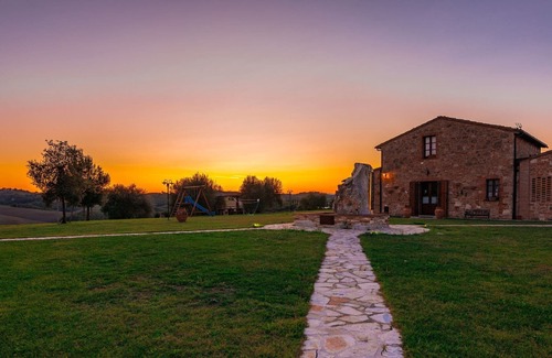Bollano House | Holiday house Asciano for 1 - 4 persons with 2 bedrooms - Holiday home