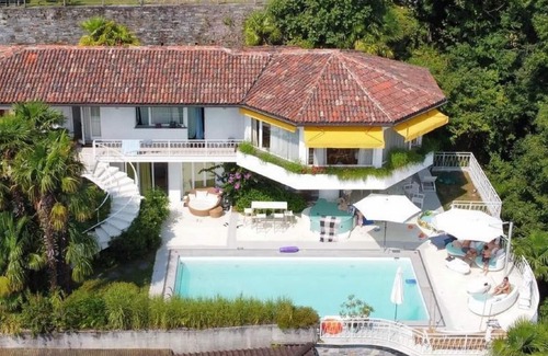 Brissago House | Holiday house Brissago for 2 - 5 persons with 3 bedrooms - Holiday house