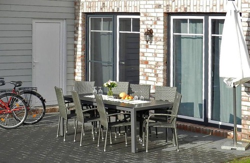 Nordseebad Burhave House | Holiday house Burhave for 1 - 9 persons with 4 bedrooms - Holiday home