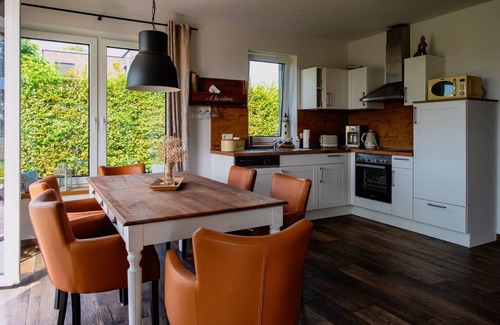 Fedderwardersiel House | Holiday house Butjadingen for 1 - 6 persons with 3 bedrooms - Holiday house