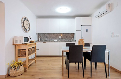 Vilafortuny House | Holiday House Complex Colibri with Shared Pool
