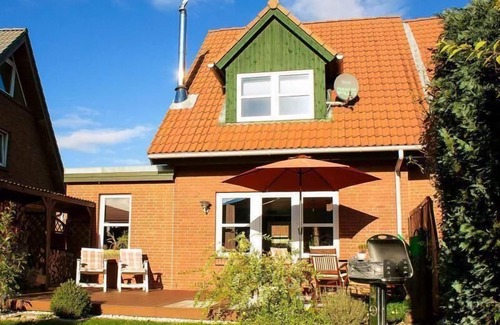 Daenschendorf House | Holiday house Dänschendorf for 1 - 5 persons with 3 bedrooms - Twin house