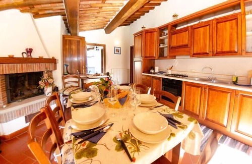 Castello House | Holiday house for 10 persons approx. 170 qm in Castello, Tuscany (Province Lucca)