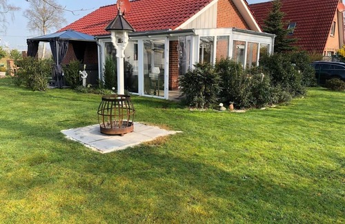 Conneforde House | Holiday house for 5 guests with 100m² in Wiefelstede (109640)