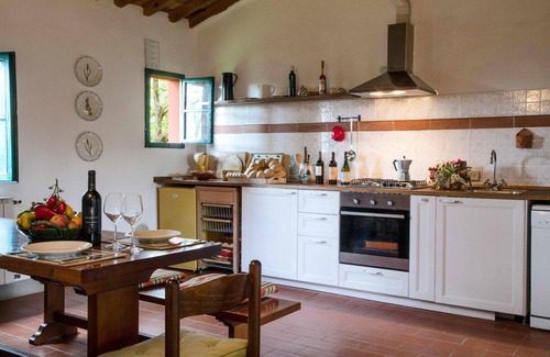 Ghizzano House | Holiday house Ghizzano for 1 - 12 persons with 4 bedrooms - Holiday house
