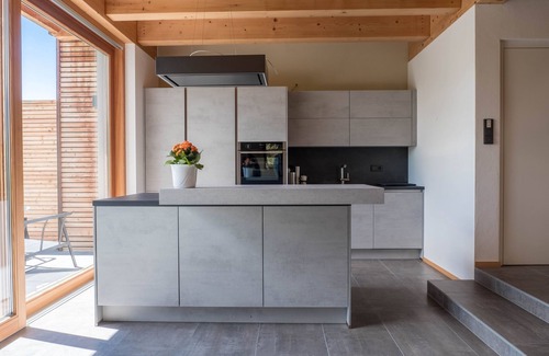 Renon House | Holiday House "Haus Lichtenstern" with Wi-Fi, Balcony and Mountain View