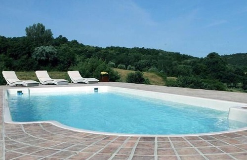 Montescudaio House | Holiday House in Montescudaio with Private Parking
