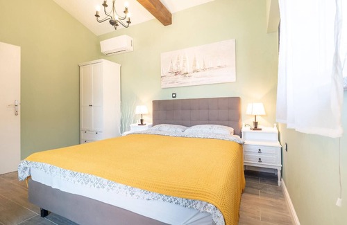 Salakovci House | Holiday house Labin for 1 - 5 persons with 2 bedrooms - Row house