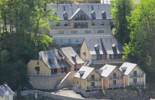 Luz-Saint-Sauveur House | Holiday house Luz St Sauveur for 1 - 10 persons with 3 bedrooms - Holiday house