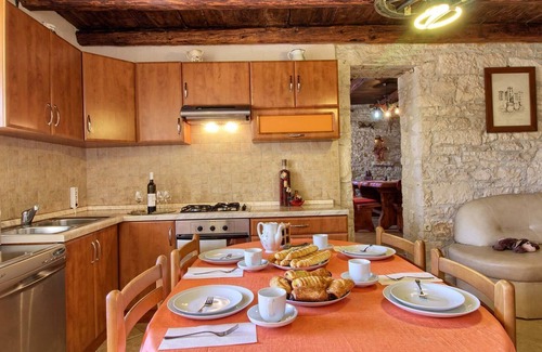 Manjadvorci House | Holiday house Manjadvorci for 1 - 6 persons with 2 bedrooms - Holiday home