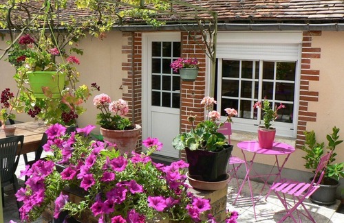 Noyers House | Holiday house Noyers for 1 - 6 persons with 4 bedrooms - Holiday house