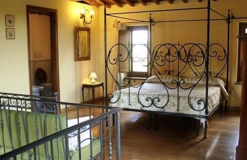 Ramazzano Other | Holiday house Oscano for 1 - 7 persons with 2 bedrooms - Farmhouse