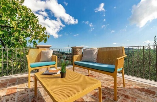 Pesaro House | Holiday house Pesaro for 1 - 10 persons with 4 bedrooms - Holiday home