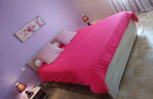 Piolenc House | Holiday house Piolenc for 1 - 4 persons with 2 bedrooms - Row house