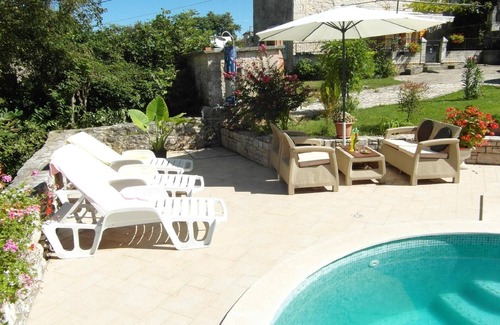 Rakalj House | Holiday house Rakalj for 1 - 6 persons with 2 bedrooms - Row house