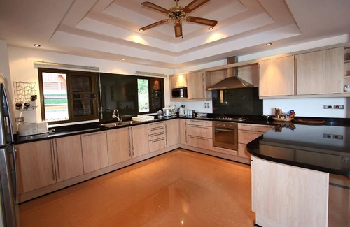 Kata House | Holiday house Rawai for 1 - 8 persons with 4 bedrooms - Holiday house