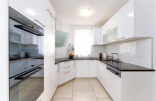 Senj House | Holiday house Senj for 1 - 10 persons with 6 bedrooms - Row house
