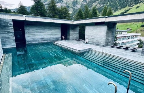 Vals Ski Chalet | Holiday house Vals for 1 - 5 persons with 2 bedrooms - Holiday house
