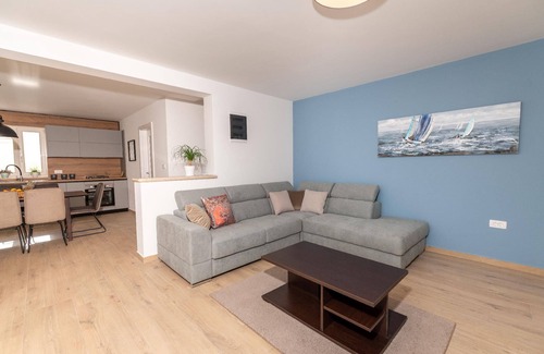 Vinez House | Holiday house Vinez for 1 - 6 persons with 3 bedrooms - Holiday home