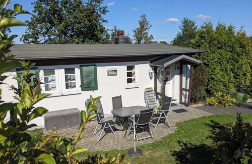 Wermelskirchen House | Holiday house with terrace/garden farm fields