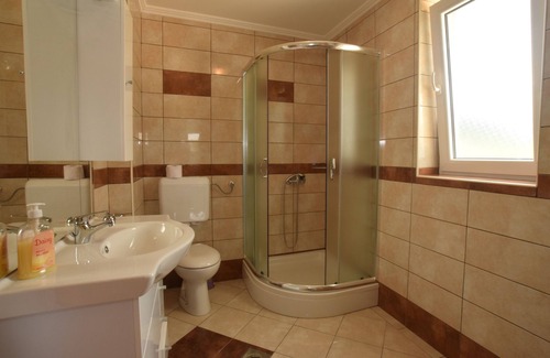 Otocac House | Holiday house with a parking space Otočac, Velebit (K-19973)