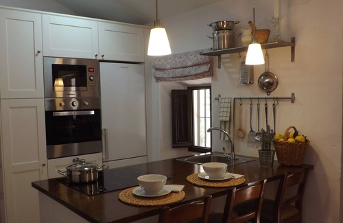 Competa Cottage | Holiday house with private pool, jacuzzi and wifi, in an intimate area