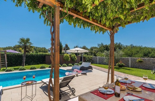 Sveta Nedelja Cabin | Holiday house with private pool, fenced garden and covered barbecue terrace