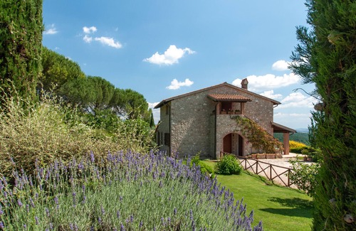 Grutti House | Holiday house with private pool and view in green Umbria