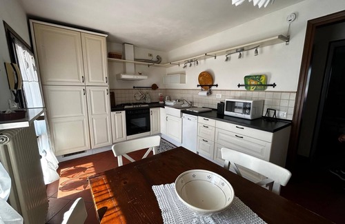 Cisano di Bardolino Villa | Holiday House with swimming pool near Padua and Venice