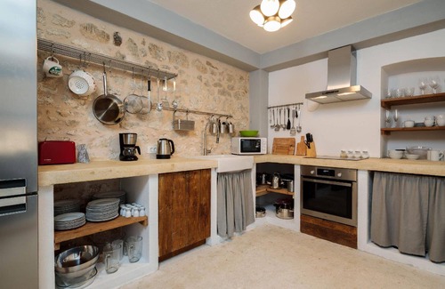 Zaostrog House | Holiday house Zaostrog for 1 - 6 persons with 3 bedrooms - Row house
