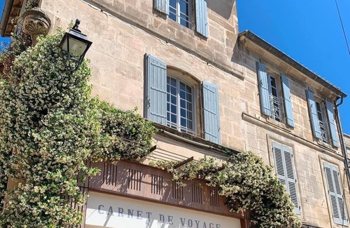 Arles City Centre Apartment | Holiday in Arles: Apartment of the Antique Theatre 1